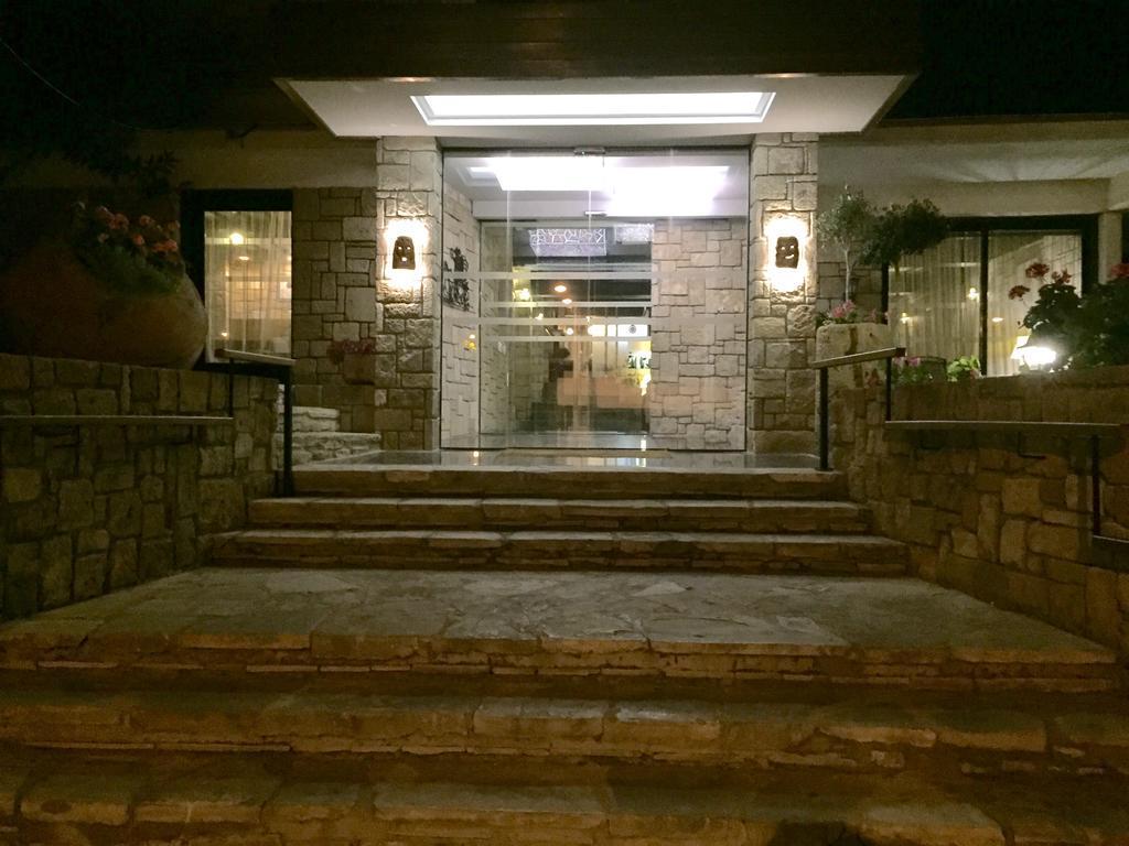 Dionysos Central Пафос Экстерьер фото