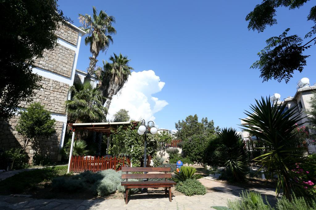 Dionysos Central Пафос Экстерьер фото